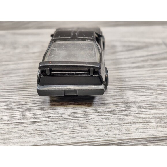 KNIGHT RIDER 2000 - VINTAGE 1982 UNIVERSAL STUDIOS 1:64 DIE-CAST - Picture 3 of 6